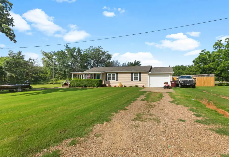 1400 Nunn Circle, Bonham, TX 75418 - #3