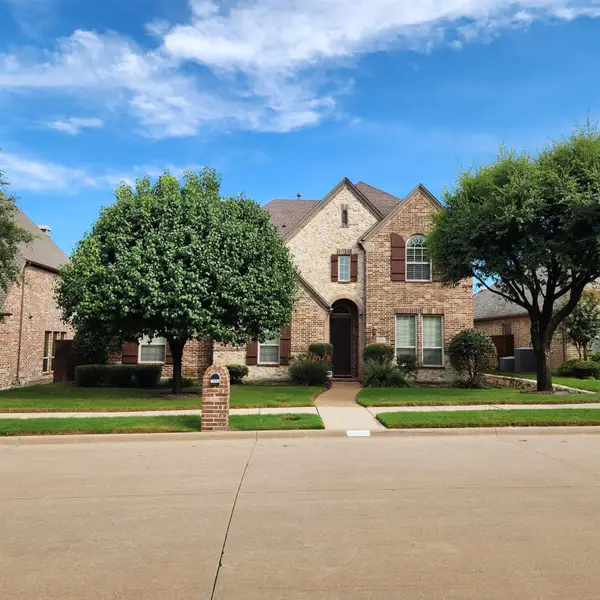 10082 Drawbridge Drive, Frisco, TX 75035