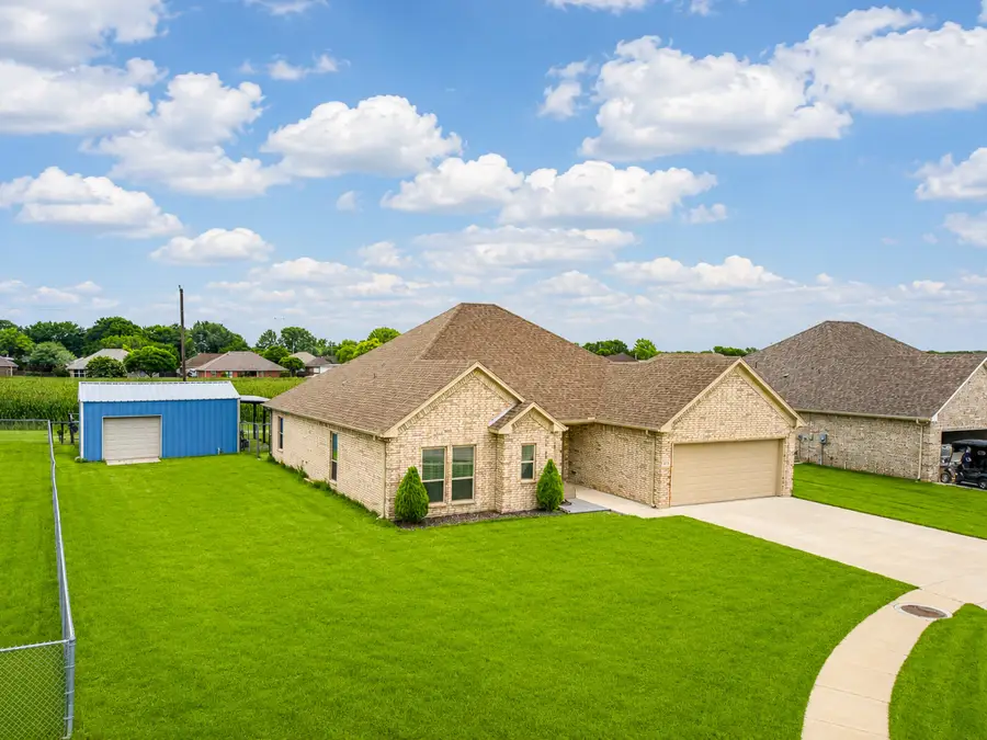 505 N Neu Drive, Lindsay, TX 76250 - #3