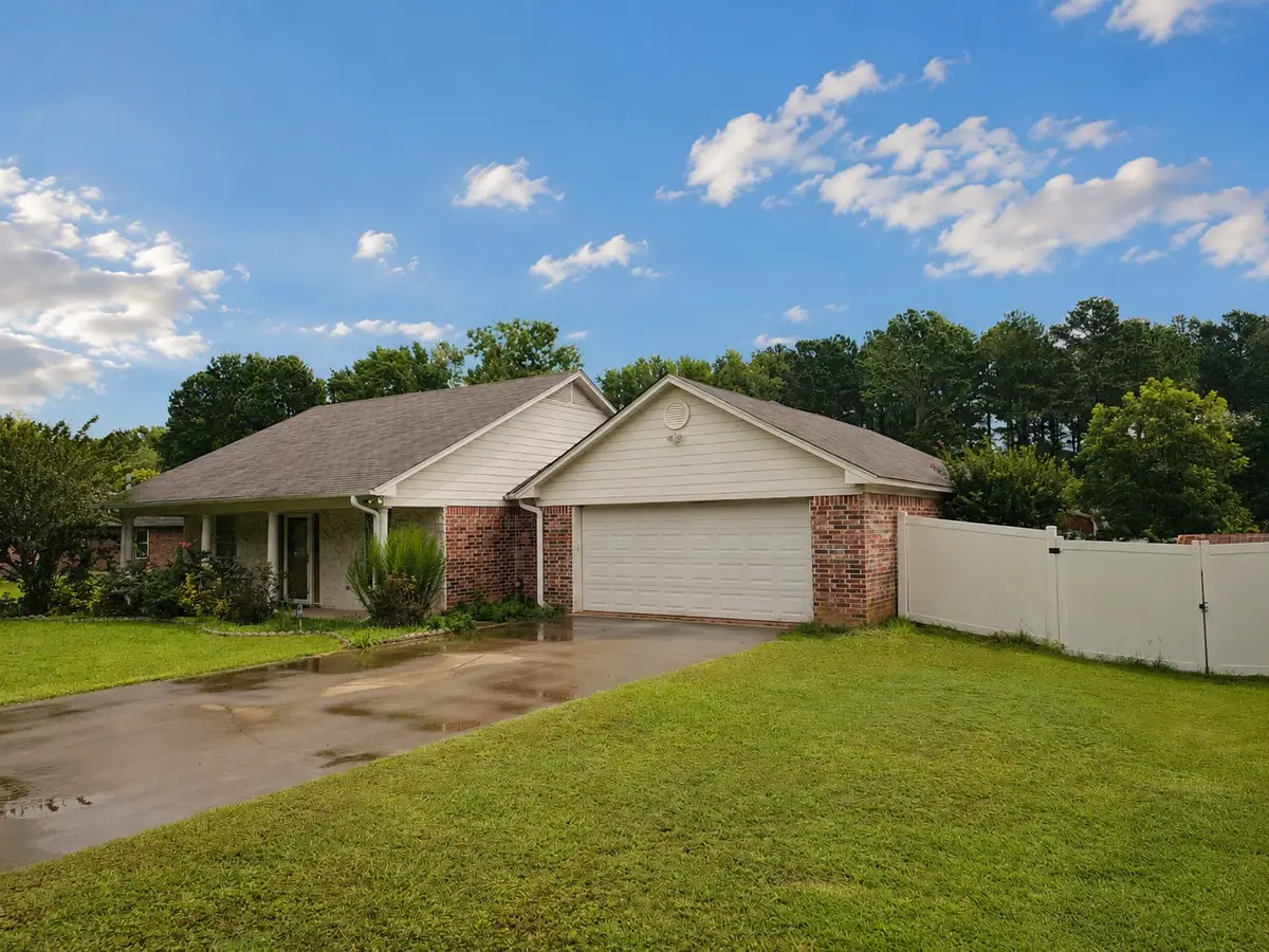 305 Bob White Street, Pittsburg, TX 75686 - #1
