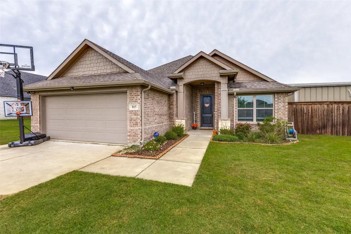 815 Wolf Springs Road, Ellis, TX 75125 - #1