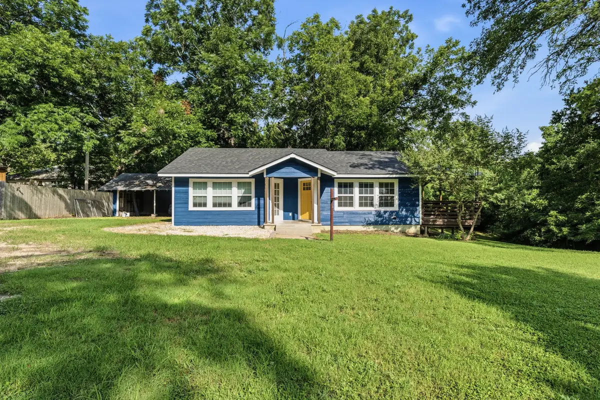 603 E Avenue A, Valley Mills, TX 76689 - #1