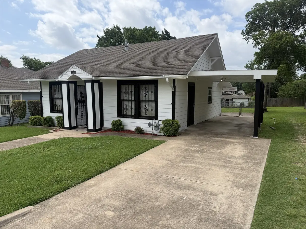 1466 Stella Avenue, Dallas, TX 75216 - #1