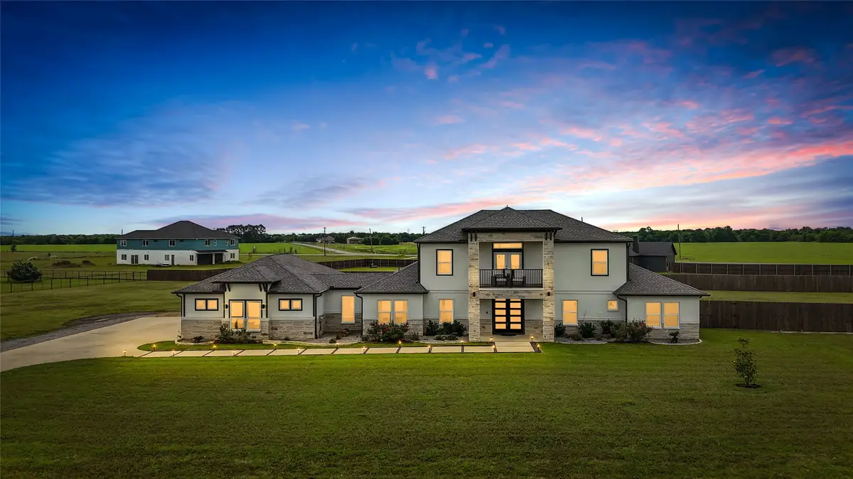 3721 Highway 34, Ennis, TX 75119 - #1