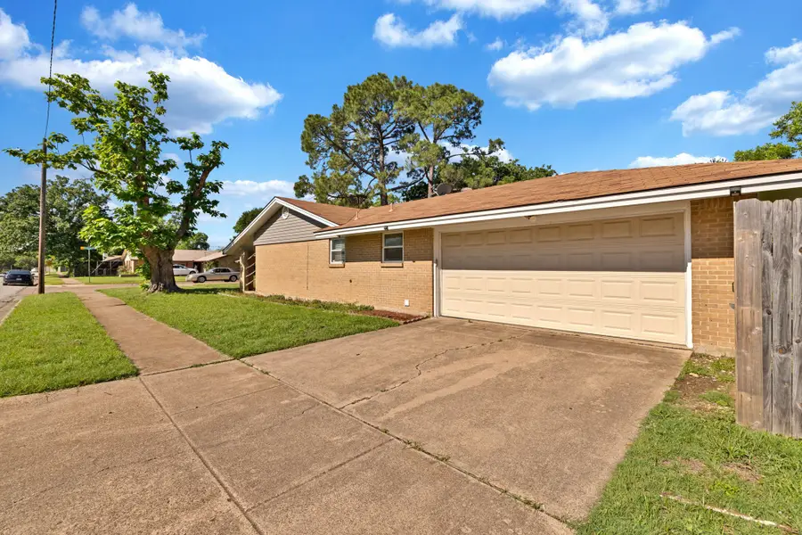 2203 Granada Drive, Irving, TX 75060 - #3