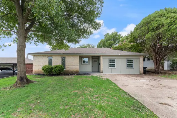 2514 Bobwhite Boulevard, Mesquite, TX 75149