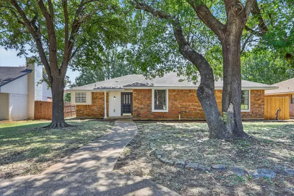 1830 Hillcroft Drive, Duncanville, TX 75137