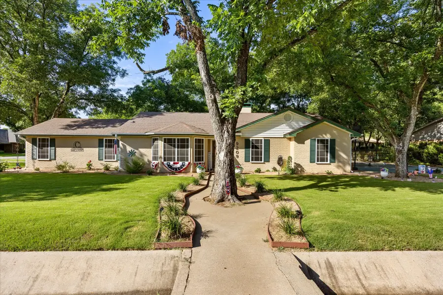 9209 Hanging Moss Drive, Granbury, TX 76049 - #2