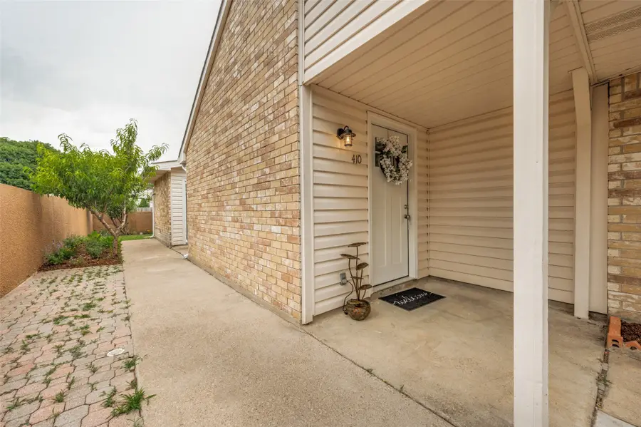412 Pogue Street, Cedar Hill, TX 75104 - #2