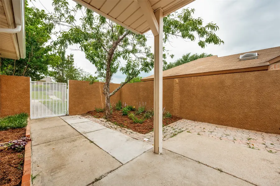 412 Pogue Street, Cedar Hill, TX 75104 - #3