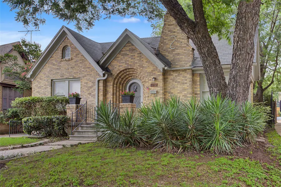 3913 W 4th Street, Fort Worth, TX 76107 - #2