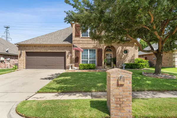 5540 Plata Lane, Benbrook, TX 76126