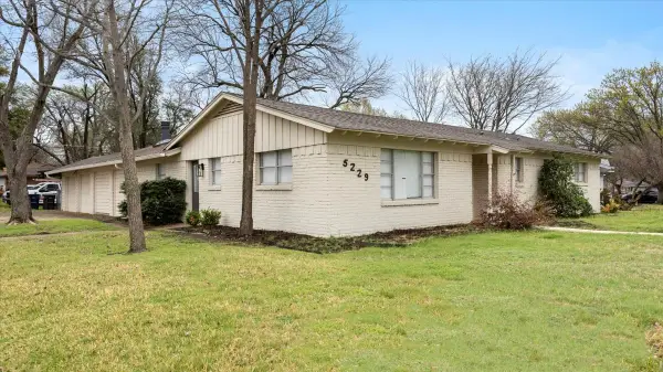 5229 Rutland Avenue, Fort Worth, TX 76133