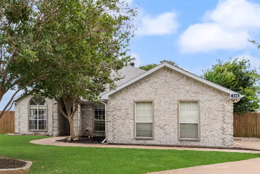 104 Bent Creek Court, Waxahachie, TX 75165 - #2
