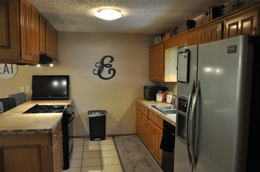 1021 Markeda, Sulphur Springs, TX 75482 - #3