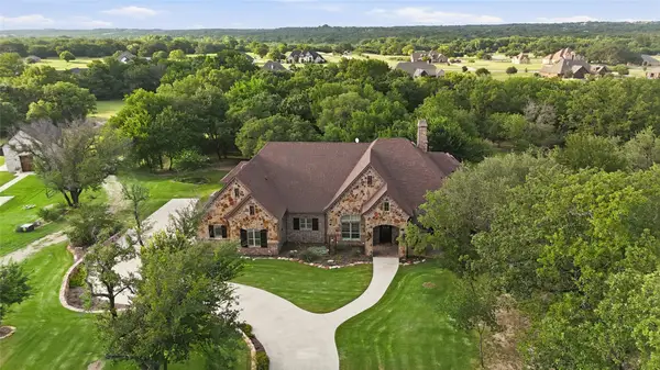 125 E Bozeman Lane, Fort Worth, TX 76108