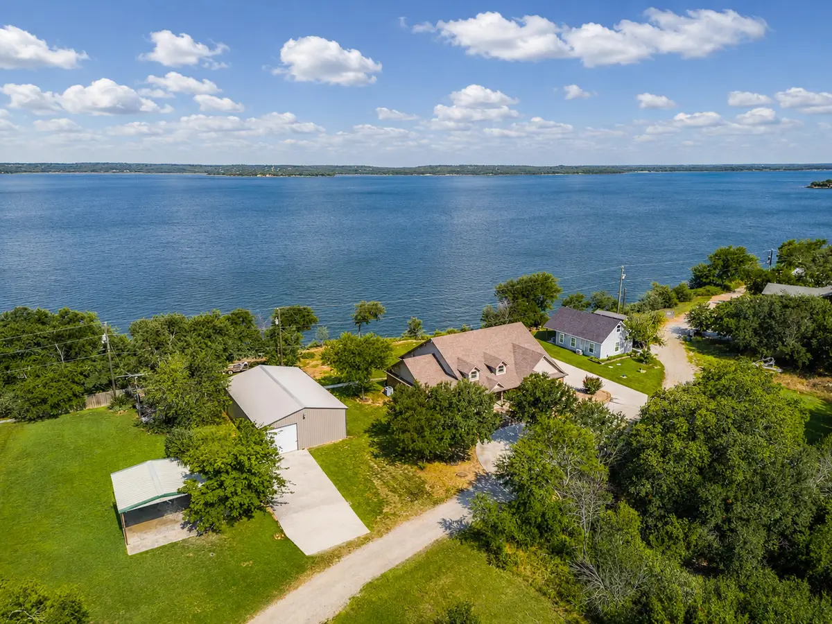 711 Crows Point, Lake Bridgeport, TX 76426 - #1