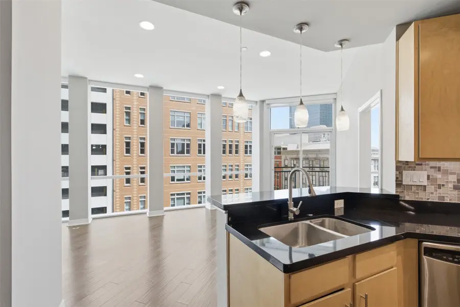 500 Throckmorton Street #703, Fort Worth, TX 76102 - #3