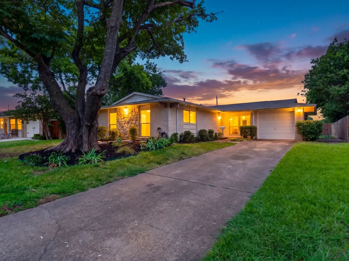 833 Brentwood Lane, Richardson, TX 75080 - #1