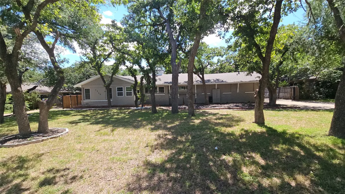 1712 Yolanda Drive, Fort Worth, TX 76112 - #1