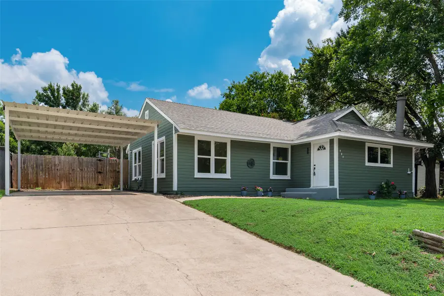 505 W Linden Street, Ennis, TX 75119 - #2