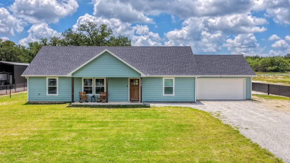 1025 Hereford Drive, Springtown, TX 76082 - #1