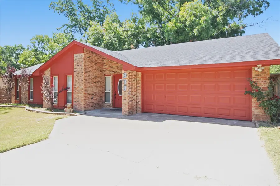 808 Hilltop Drive, Weatherford, TX 76086 - #3