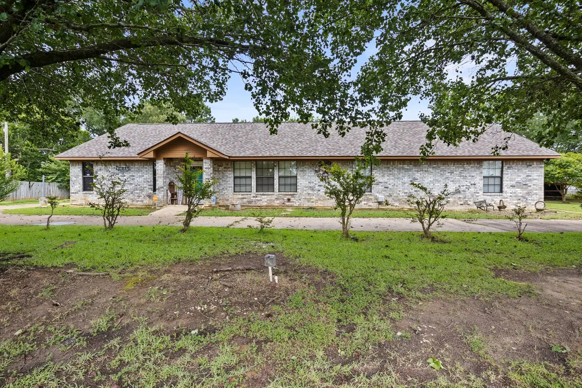 404 Joyner Avenue, Omaha, TX 75571 - #1