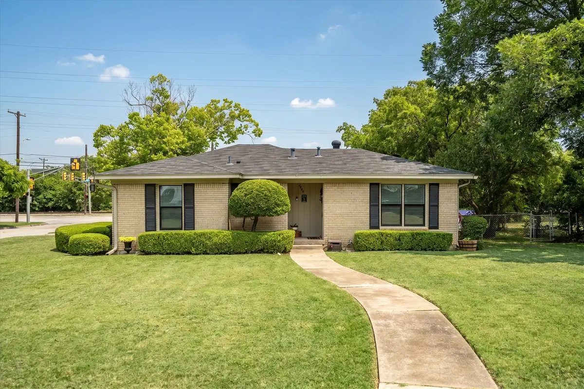 3860 W Spurgeon Street, Fort Worth, TX 76133 - #1
