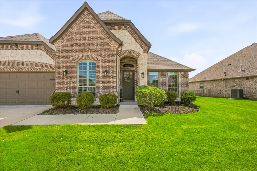 1086 Mickelson Drive, Granbury, TX 76048 - #2