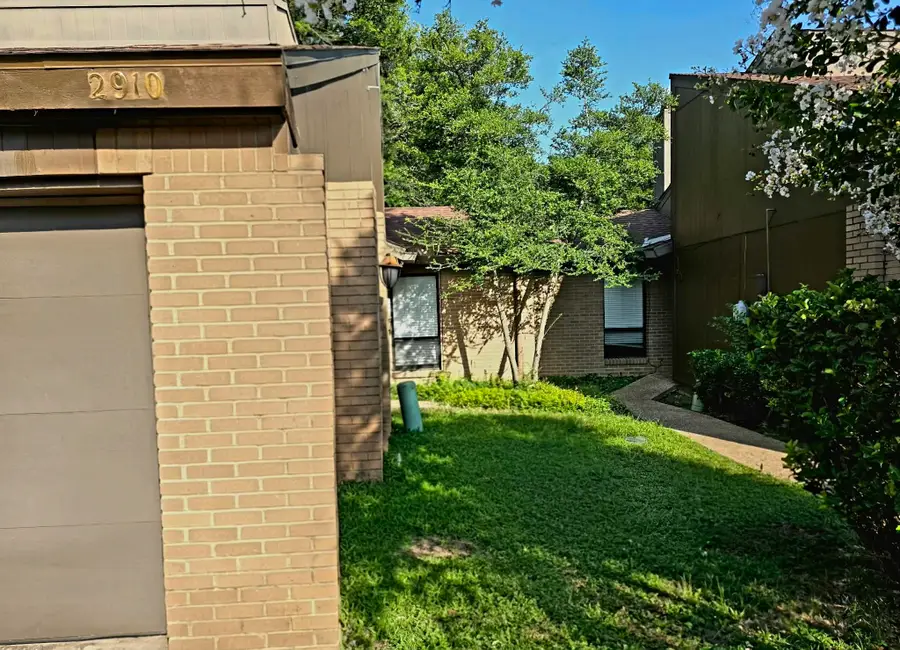 2910 Stewart Drive, Waco, TX 76710 - #2