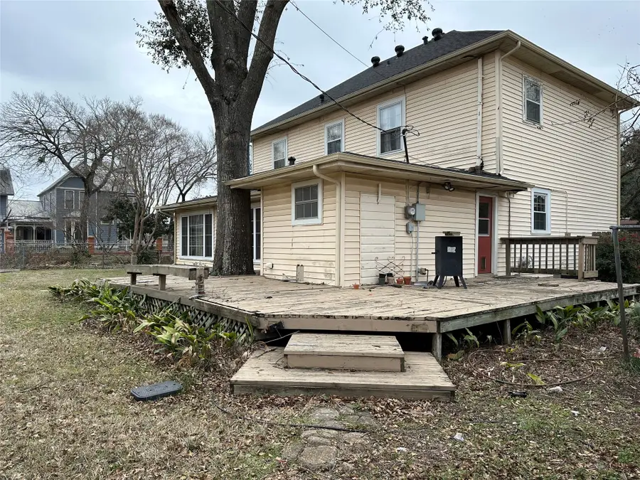 509 E Main Street, Mexia, TX 76667 - #3