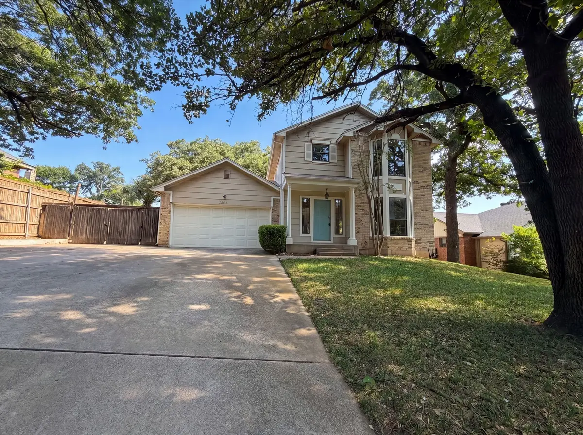 3805 Brookfield Drive, Arlington, TX 76001 - #1