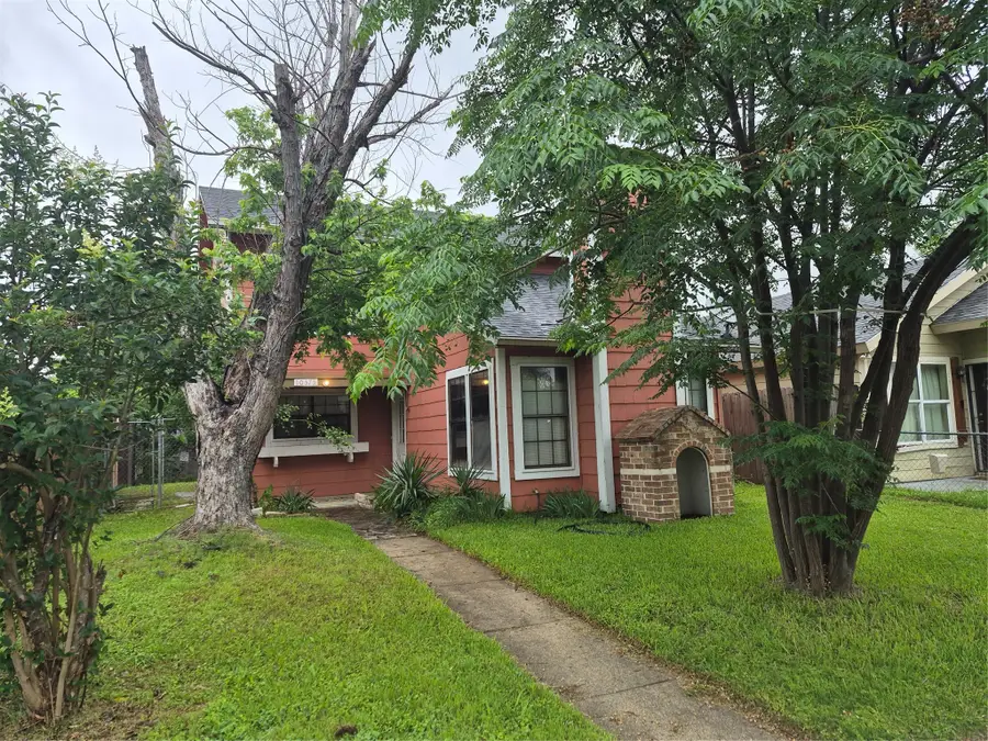 10375 Brockton Drive, Dallas, TX 75217 - #2