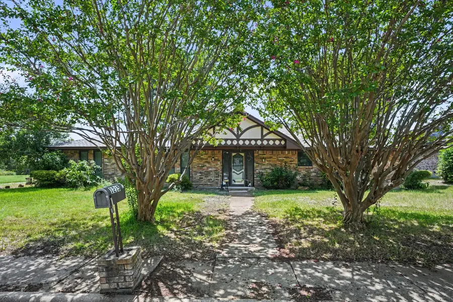 1215 Thunderbrook Drive, Desoto, TX 75115 - #2