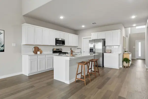 6632 Coyote Valley Trail, Crowley, TX 76036