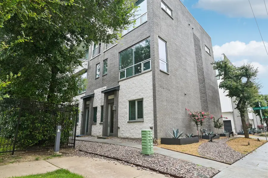 744 Cannen John Lane, Dallas, TX 75204 - #2