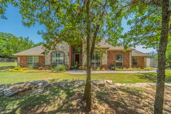 109 Overton Ridge Circle, Weatherford, TX 76088