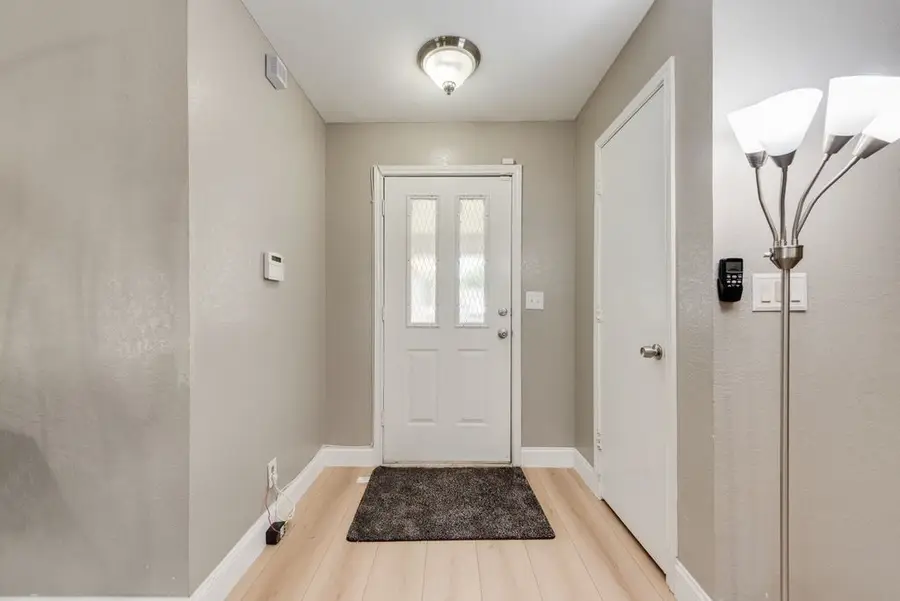 205 Freedom Lane, Arlington, TX 76002 - #2