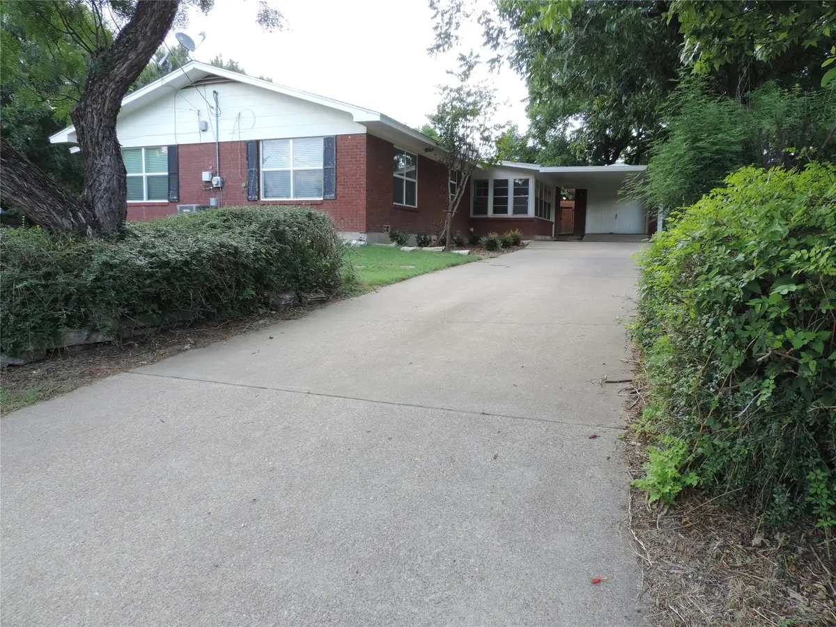 581 Alexander Road, Stephenville, TX 76401 - #1