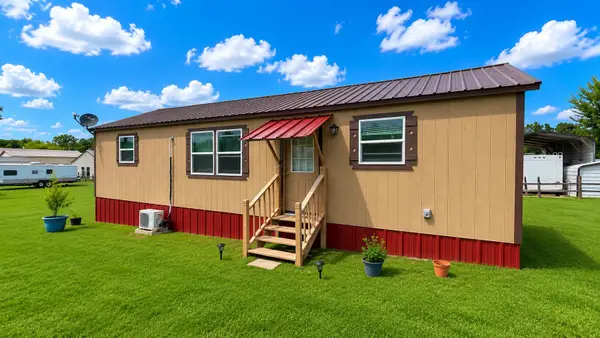 273 Holiday Village Drive, Quitman, TX 75783