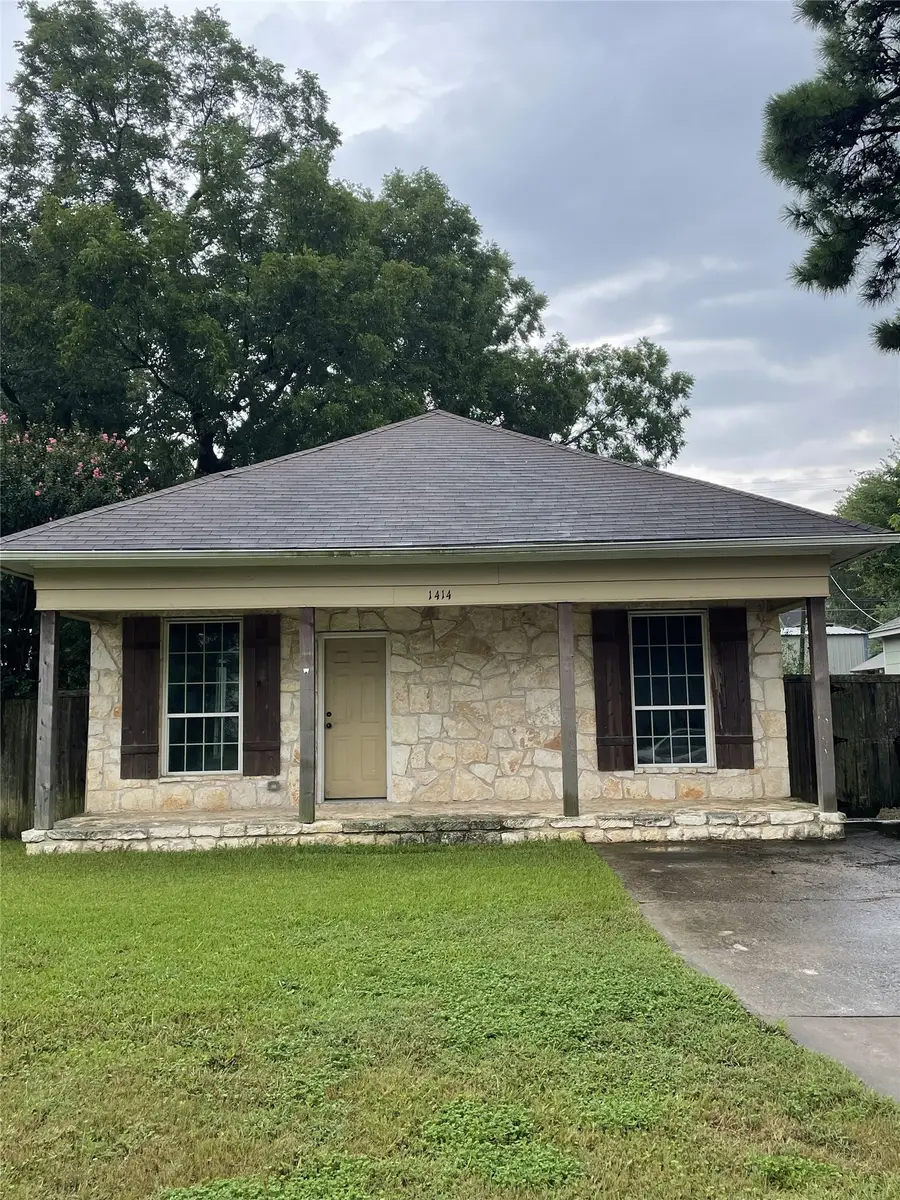 1414 W Sears Street, Denison, TX 75020 - #2