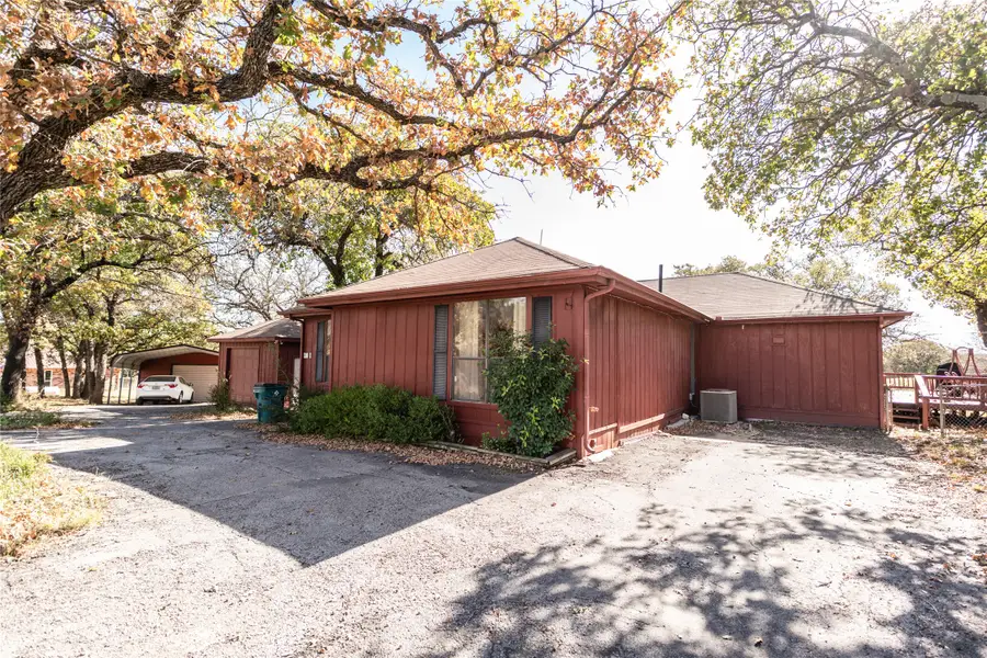 121 Fairway Drive, Nocona, TX 76255 - #3