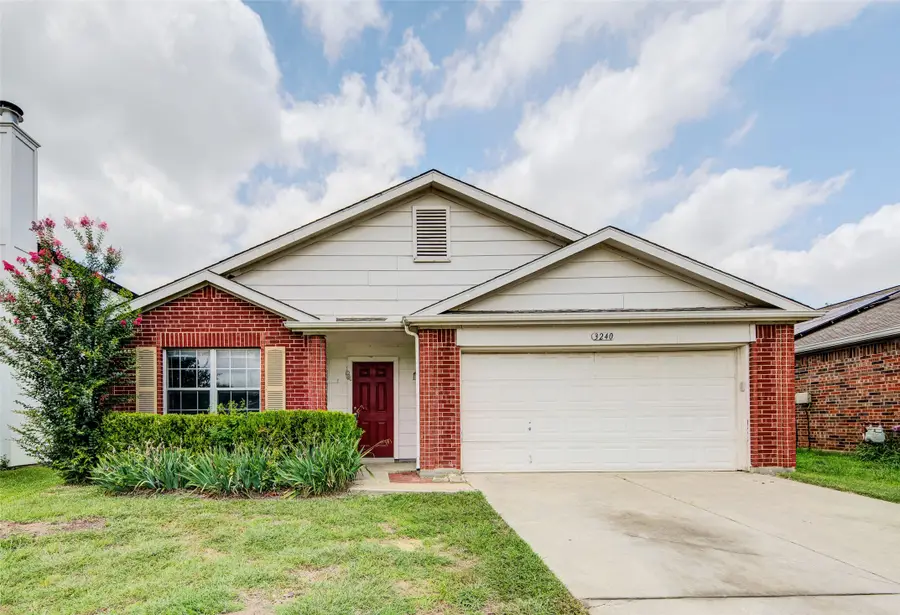3240 Bent Creek Drive, Denton, TX 76210 - #2