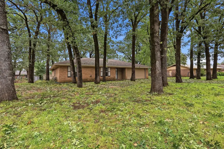 135 46th Street Sw, Paris, TX 75460 - #3
