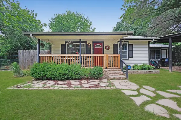 629 Alameda Road, Azle, TX 76020