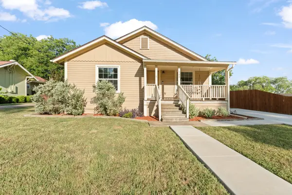 102 S 4th Street, Grandview, TX 76050