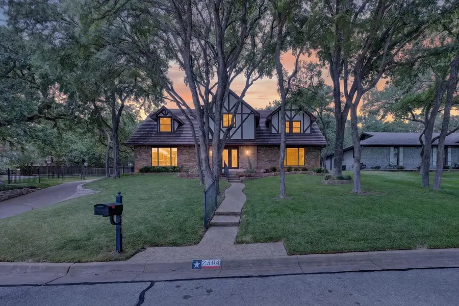 2304 Wakeforest Court, Arlington, TX 76012 - #3