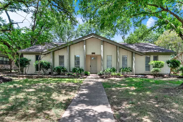 428 Shady Brook Drive, Richardson, TX 75080