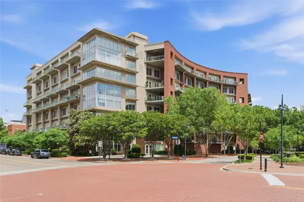 5055 Addison Circle #713, Addison, TX 75001